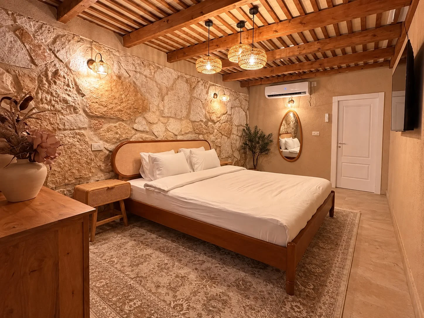Skyline suites