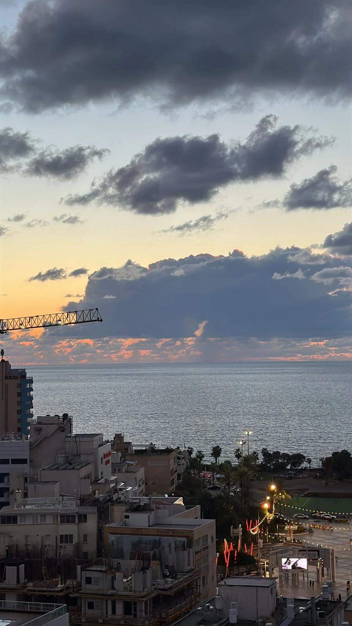 בריזה בכיכר
